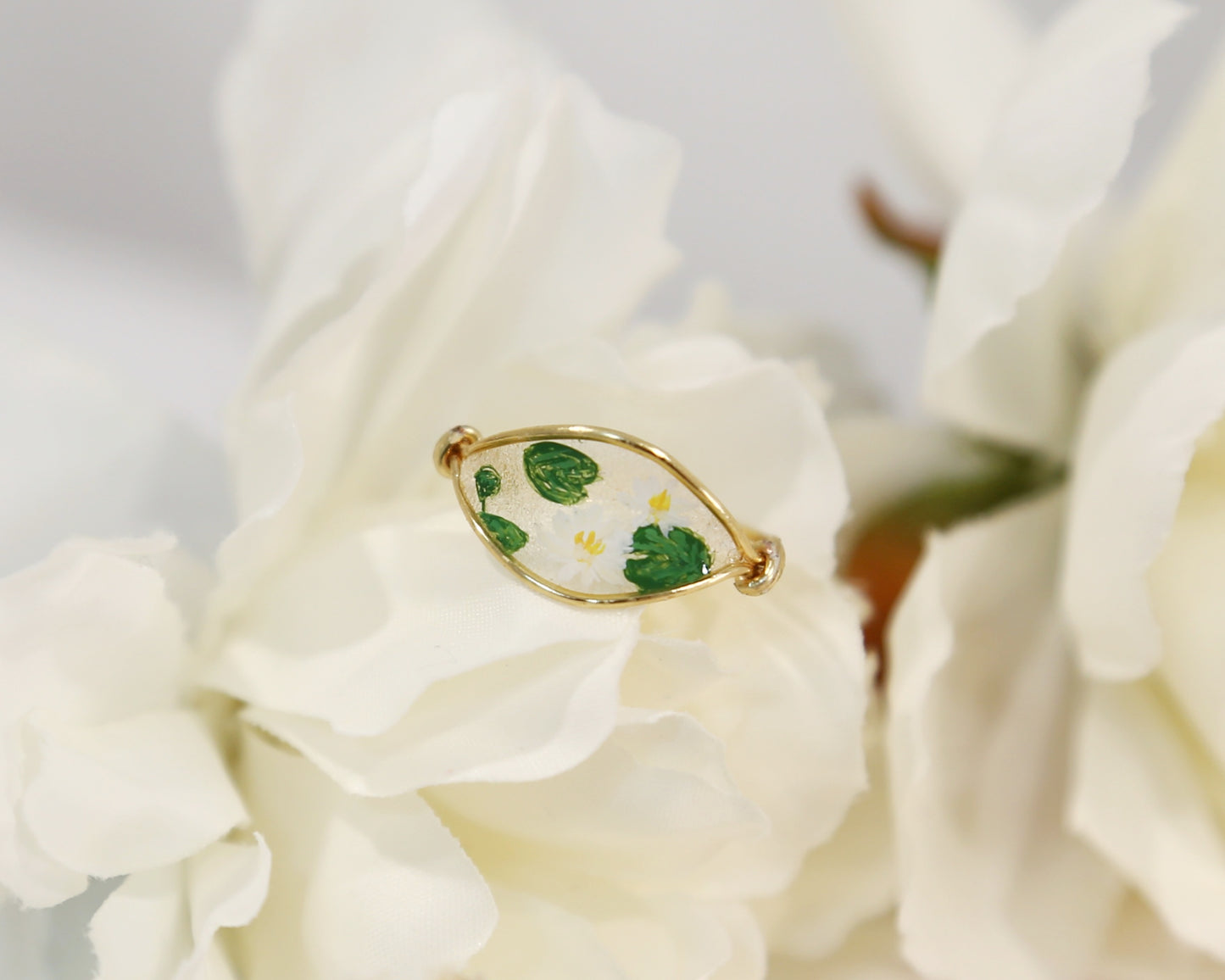 Water Lily Flower Ring / Gold & Silver